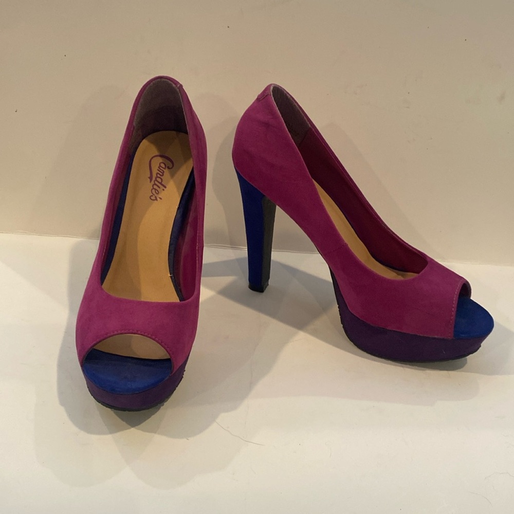 Like new Candies size 8 color block heels!